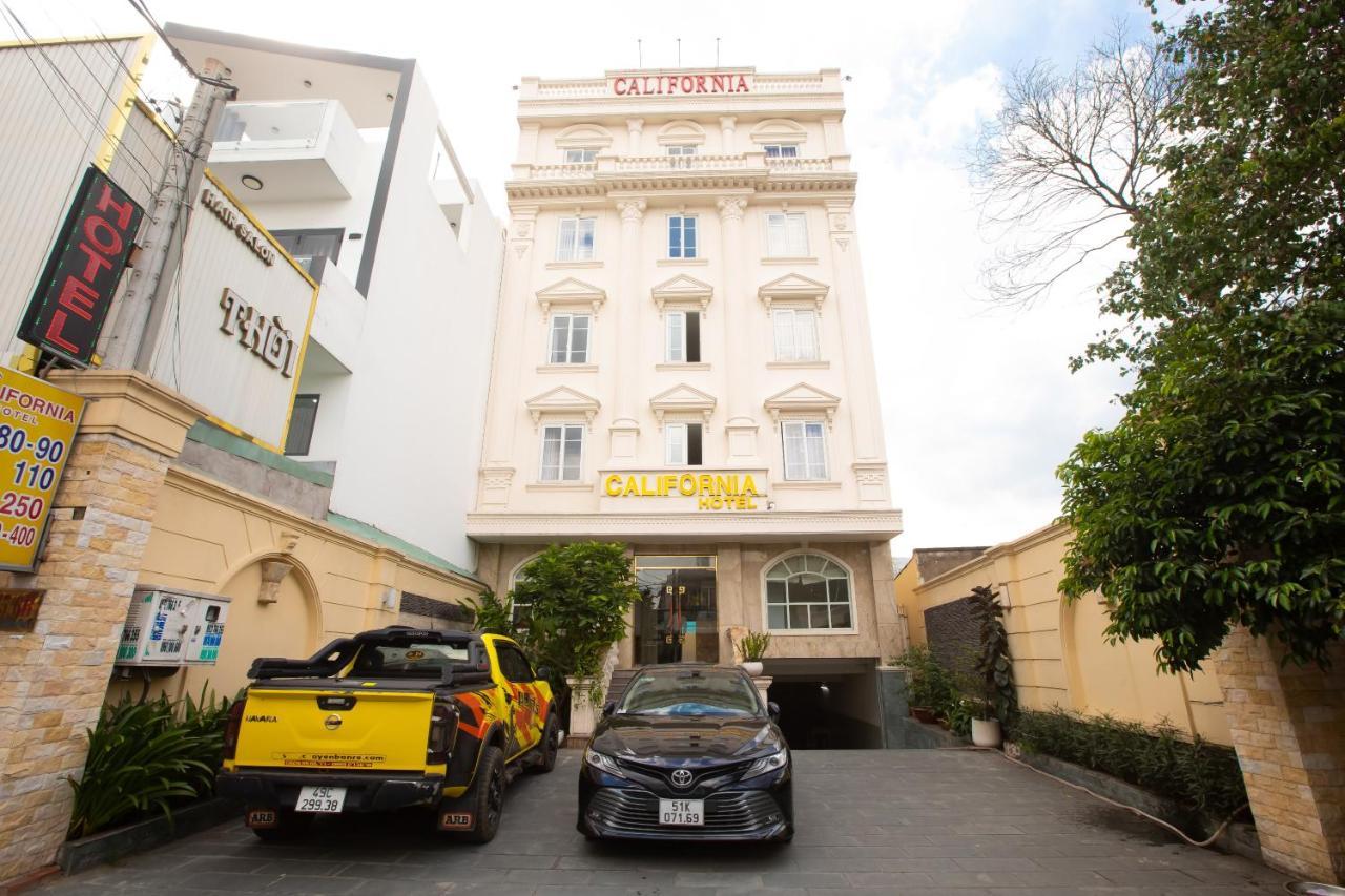 California Hotel Хошимин Екстериор снимка